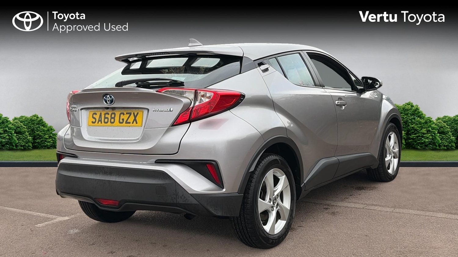 Used Toyota C-HR 2018 for sale - 76542815: Photo 2