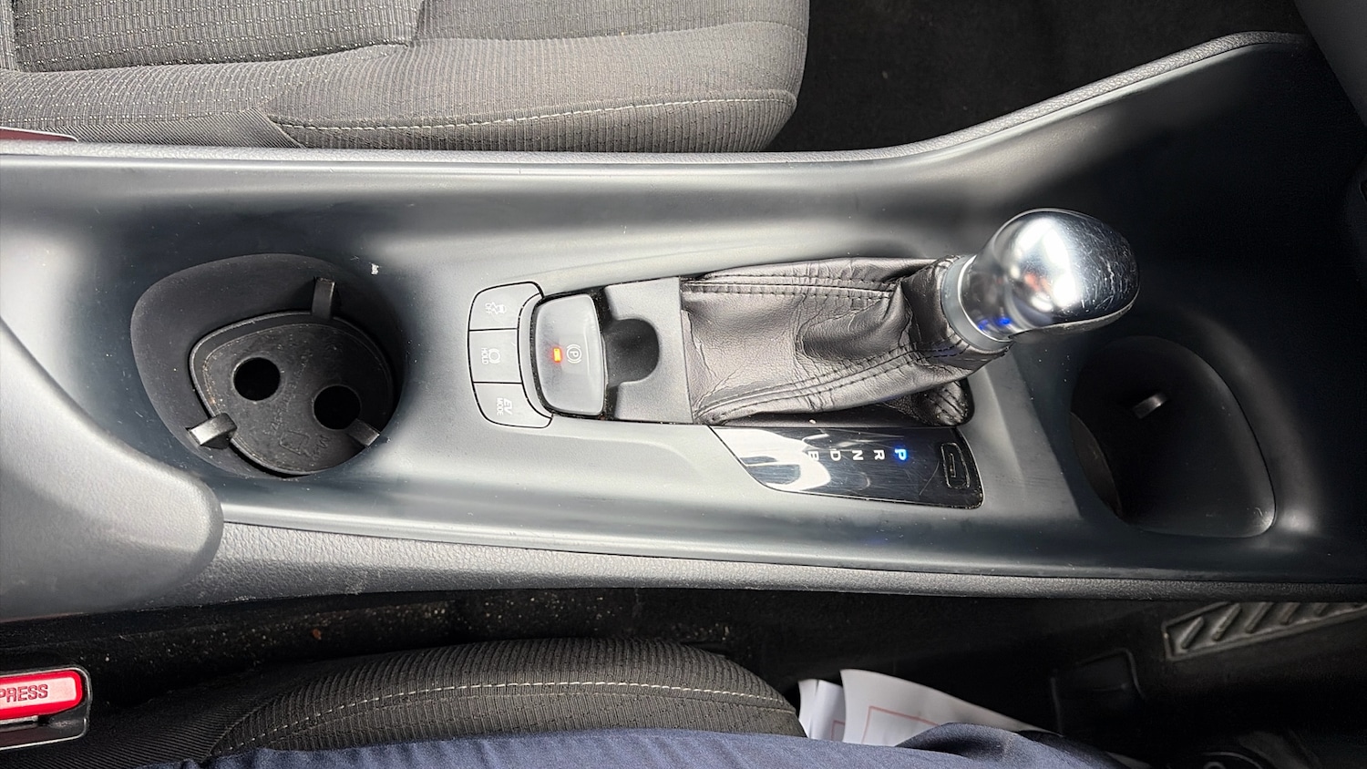 Used Toyota C-HR 2018 for sale - 76542815: Photo 50