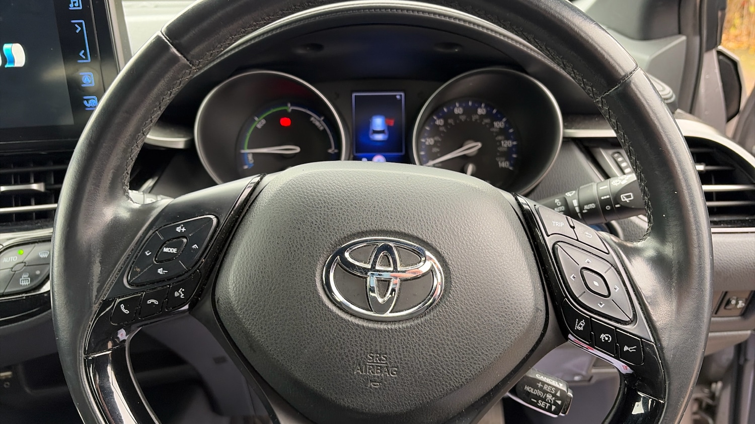 Used Toyota C-HR 2018 for sale - 76542815: Photo 8