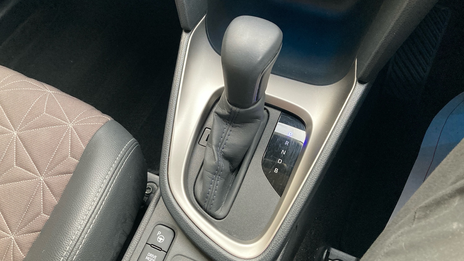 Used Toyota Yaris Cross 2022 for sale - 76831472: Photo 24