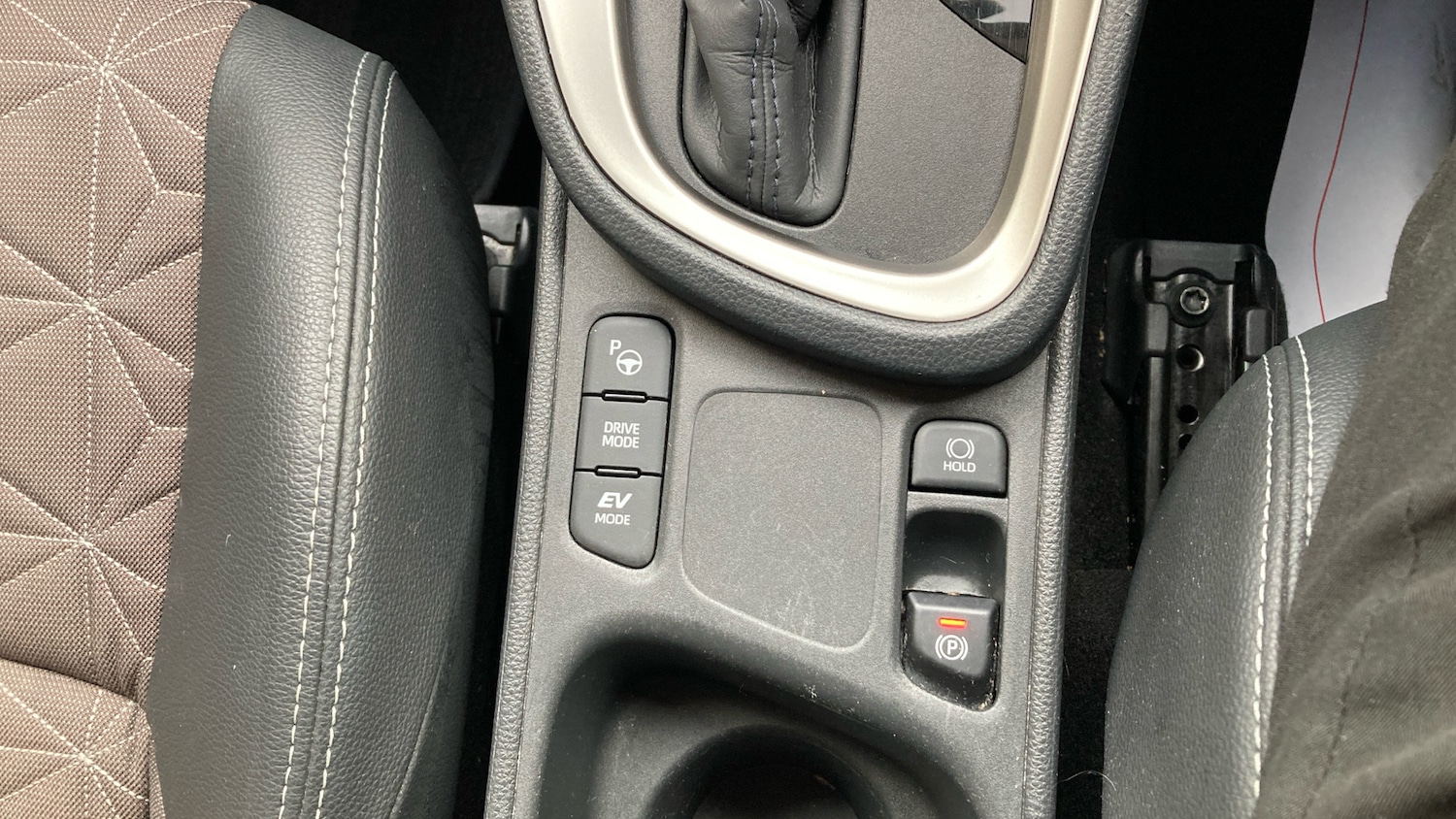 Used Toyota Yaris Cross 2022 for sale - 76831472: Photo 25