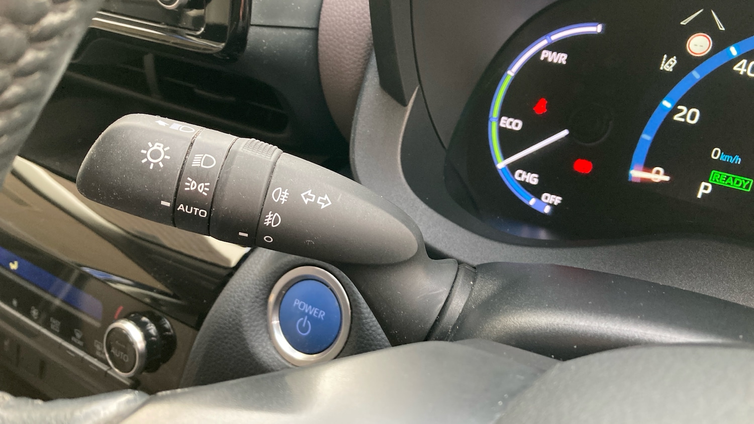 Used Toyota Yaris Cross 2022 for sale - 76831472: Photo 29