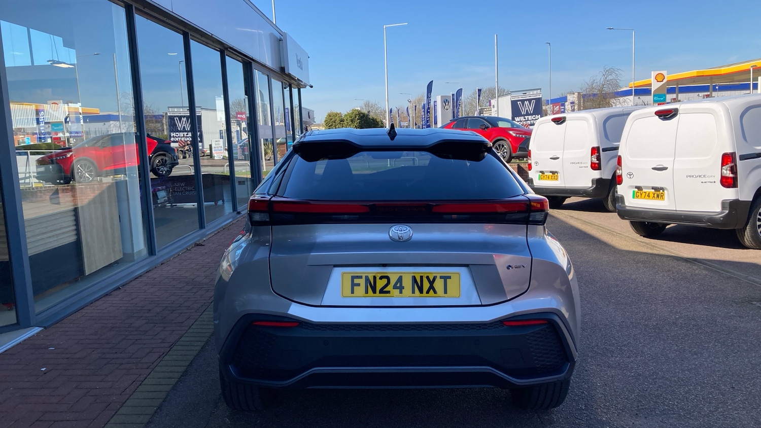 Used Toyota C-HR 2024 for sale - 77999237: Photo 19