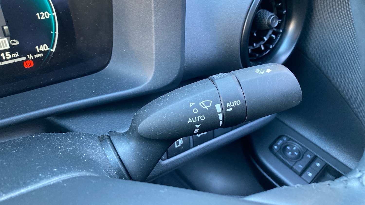 Used Toyota C-HR 2024 for sale - 77999237: Photo 38