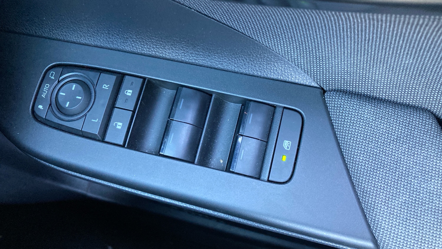 Used Toyota C-HR 2024 for sale - 77999237: Photo 41