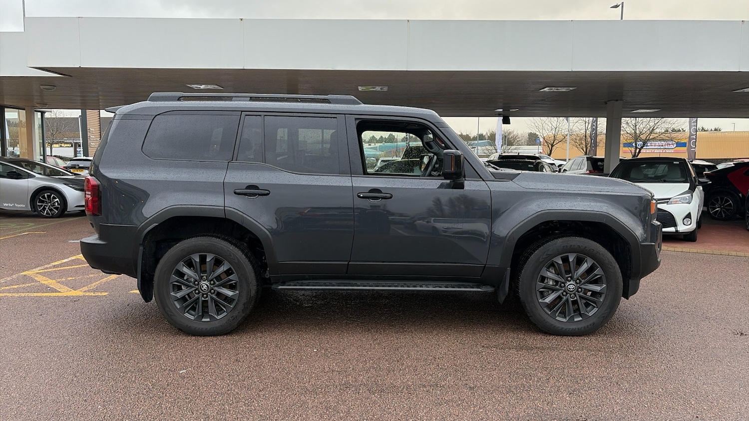 Used Toyota Land Cruiser 2024 for sale - 76921189: Photo 16