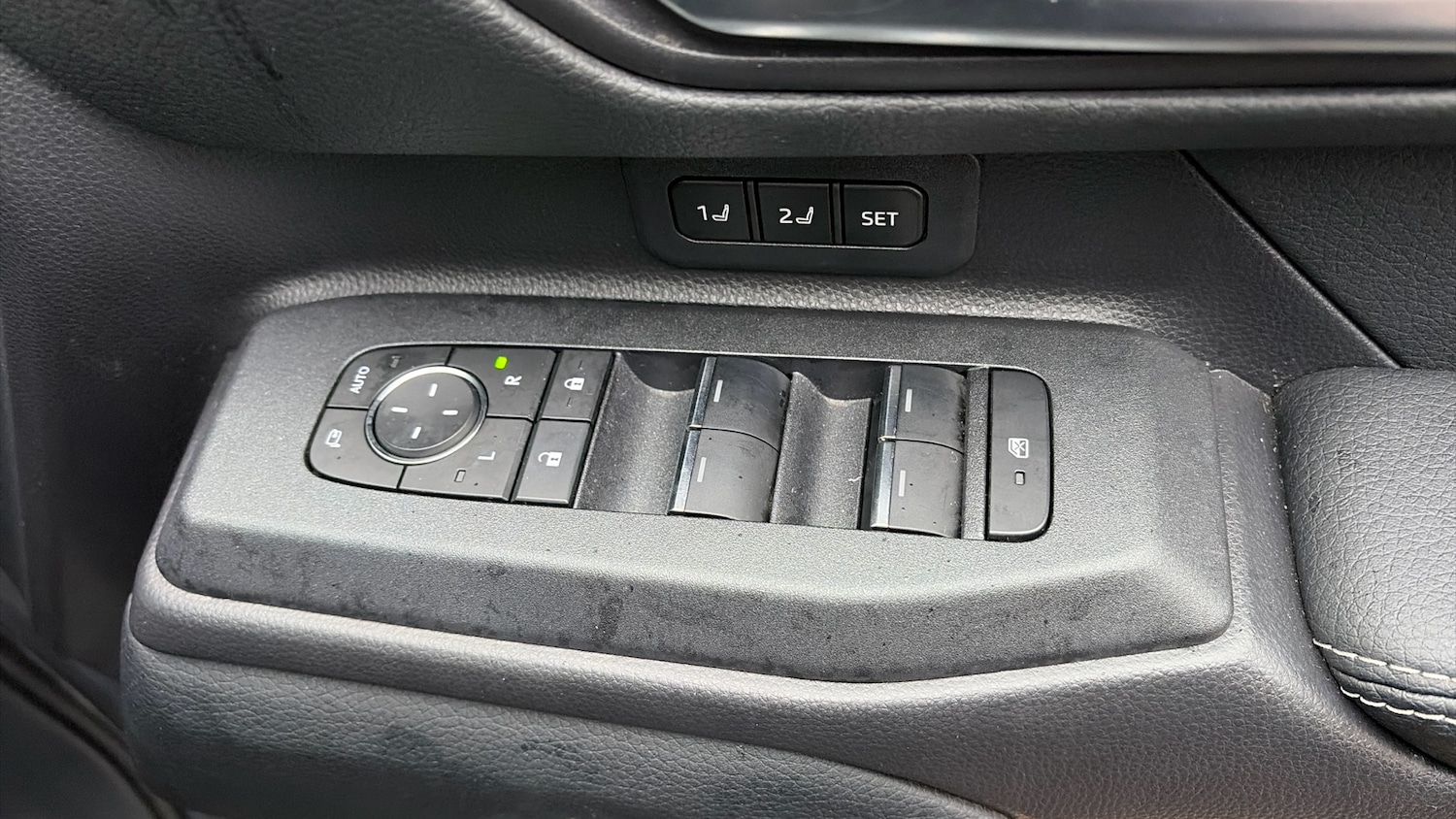 Used Toyota Land Cruiser 2024 for sale - 76921189: Photo 44