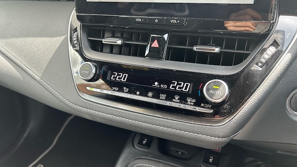 Used Toyota Corolla 2025 for sale - 76222115: Photo 36
