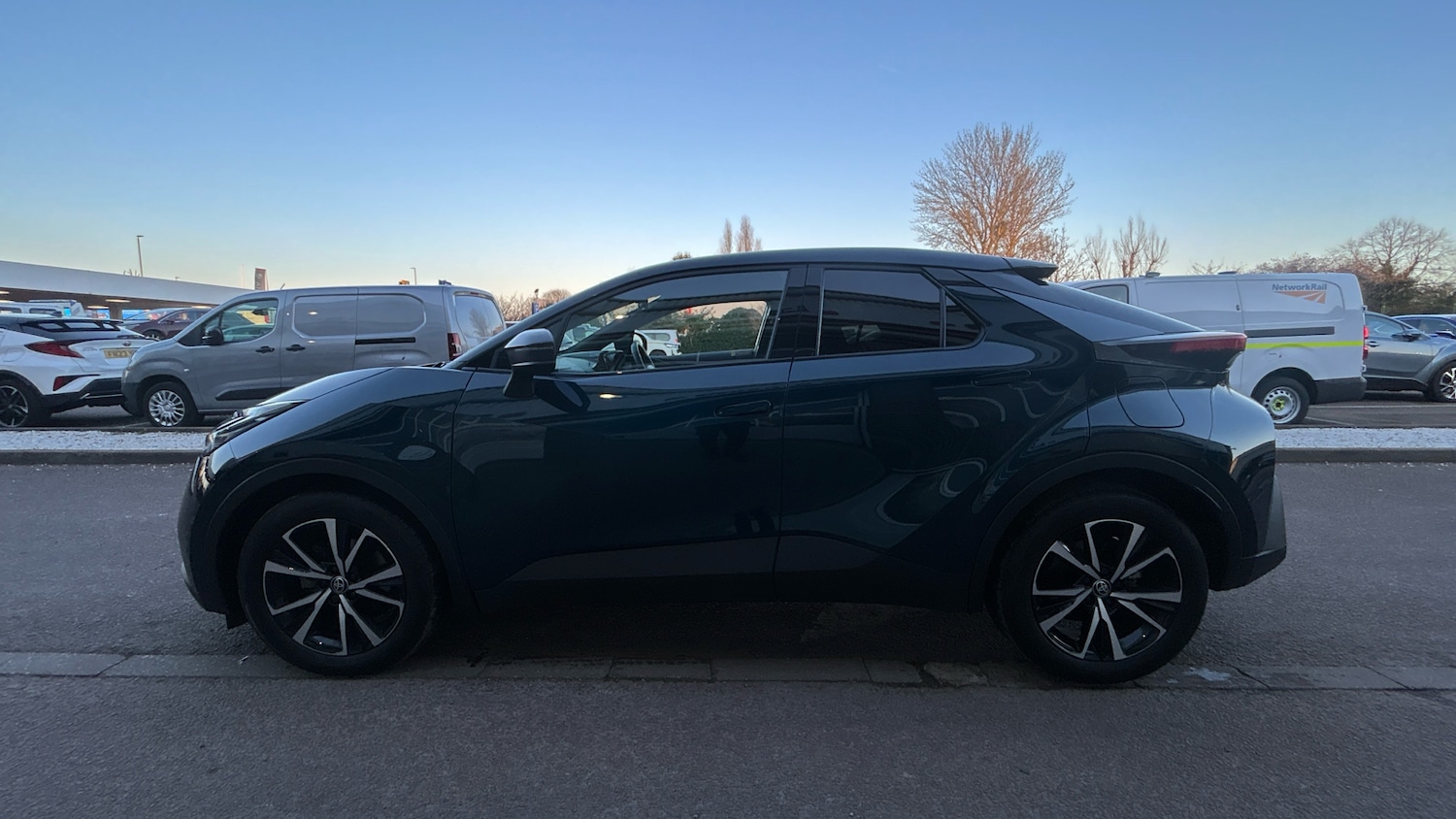 Used Toyota C-HR 2024 for sale - 77945952: Photo 17