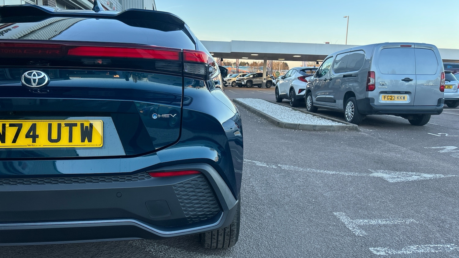 Used Toyota C-HR 2024 for sale - 77945952: Photo 28