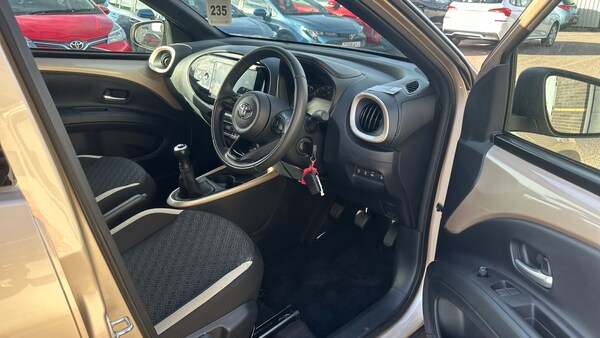 Used Toyota Aygo X 2025 for sale - 76181914: Photo 11