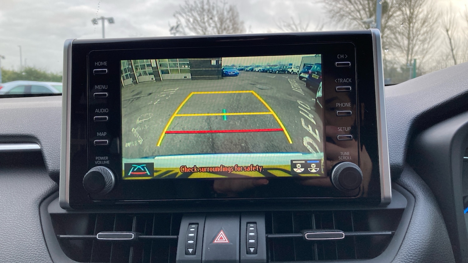 Used Toyota RAV4 2020 for sale - 77567338: Photo 24