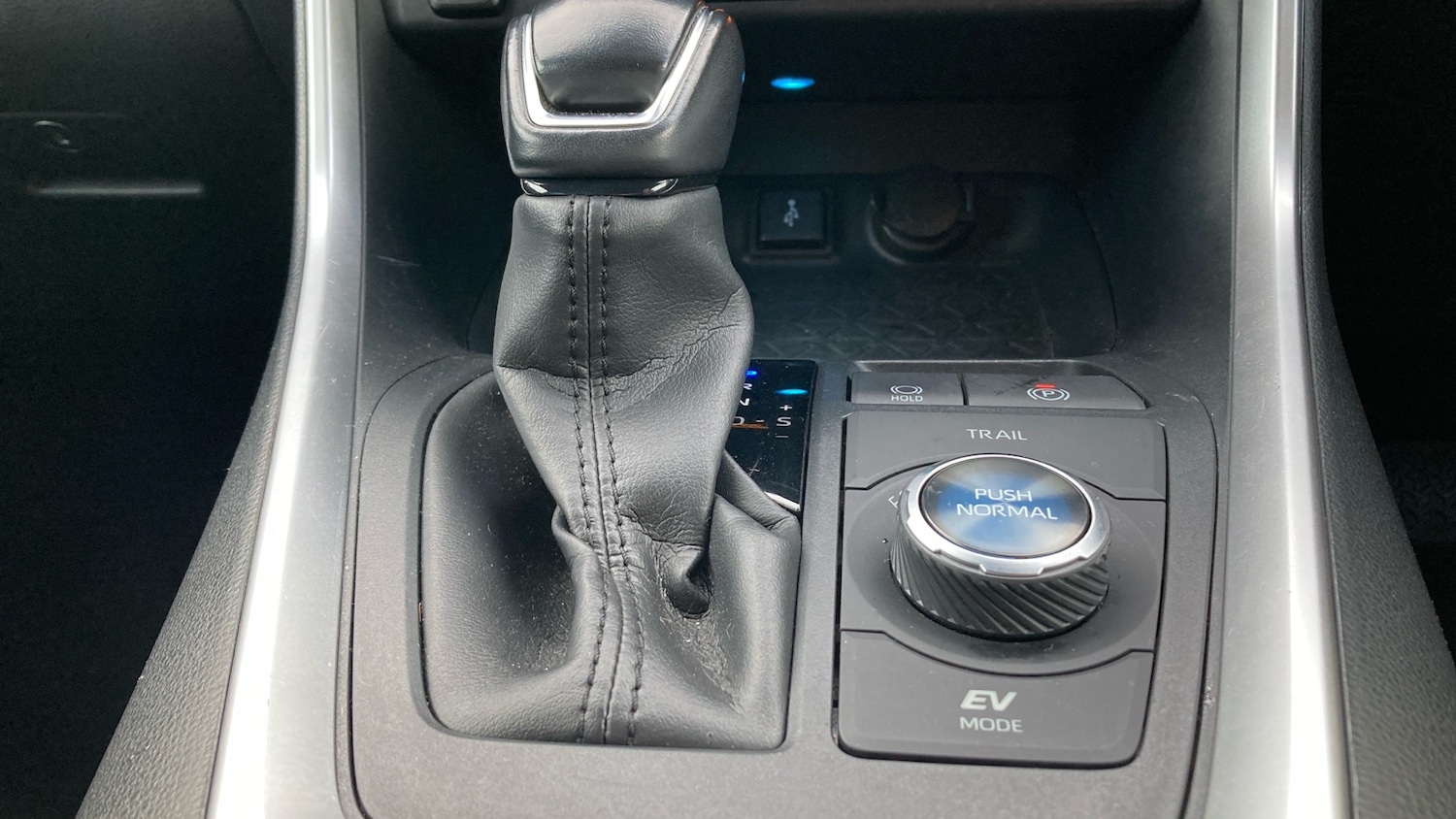 Used Toyota RAV4 2020 for sale - 77567338: Photo 41