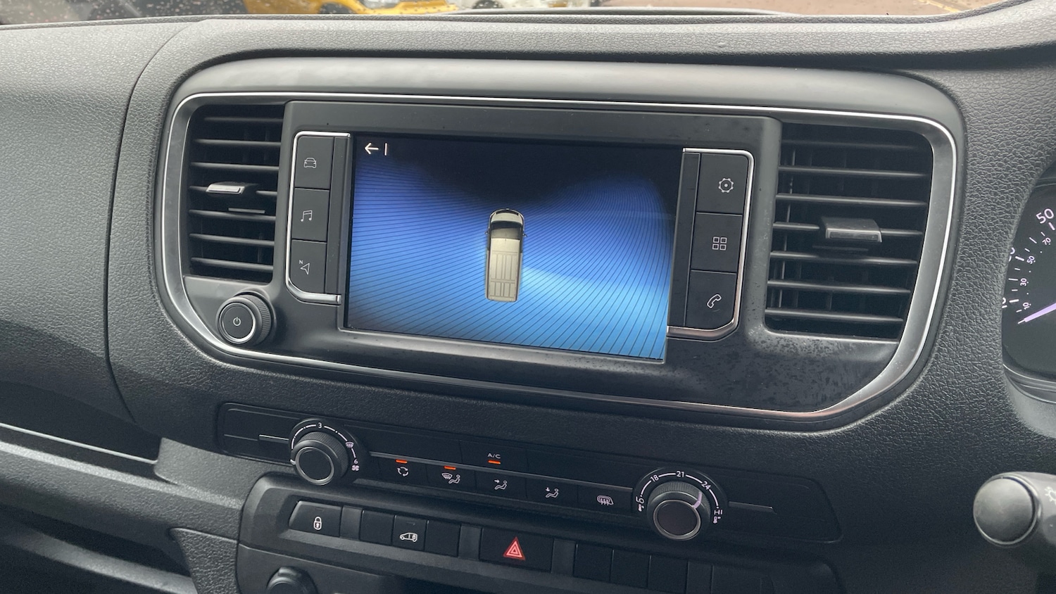 Used Toyota ProAce 2023 for sale - 77233934: Photo 24