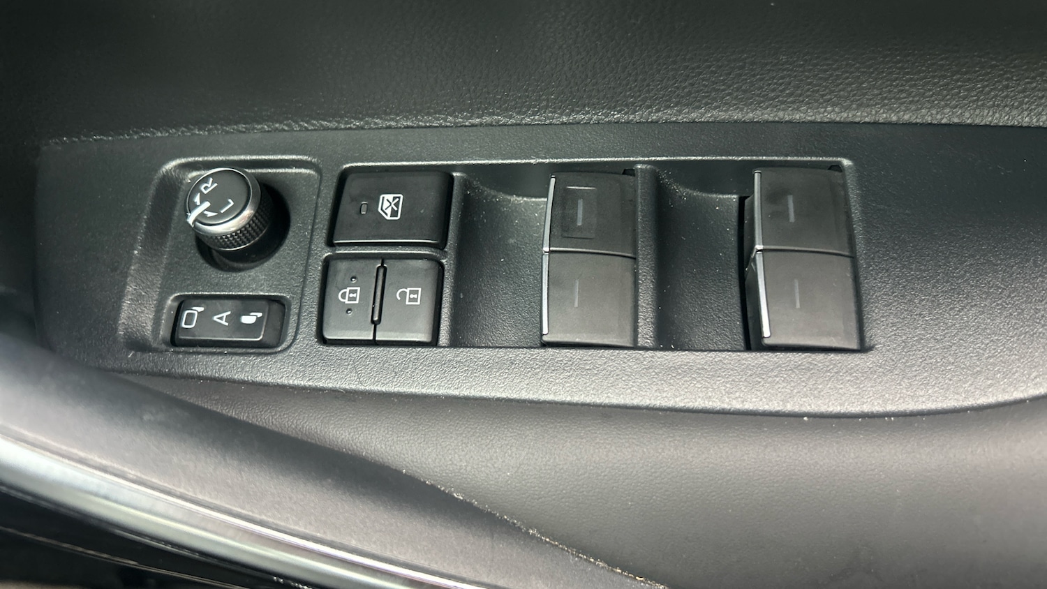 Used Toyota Corolla 2024 for sale - 76422250: Photo 36