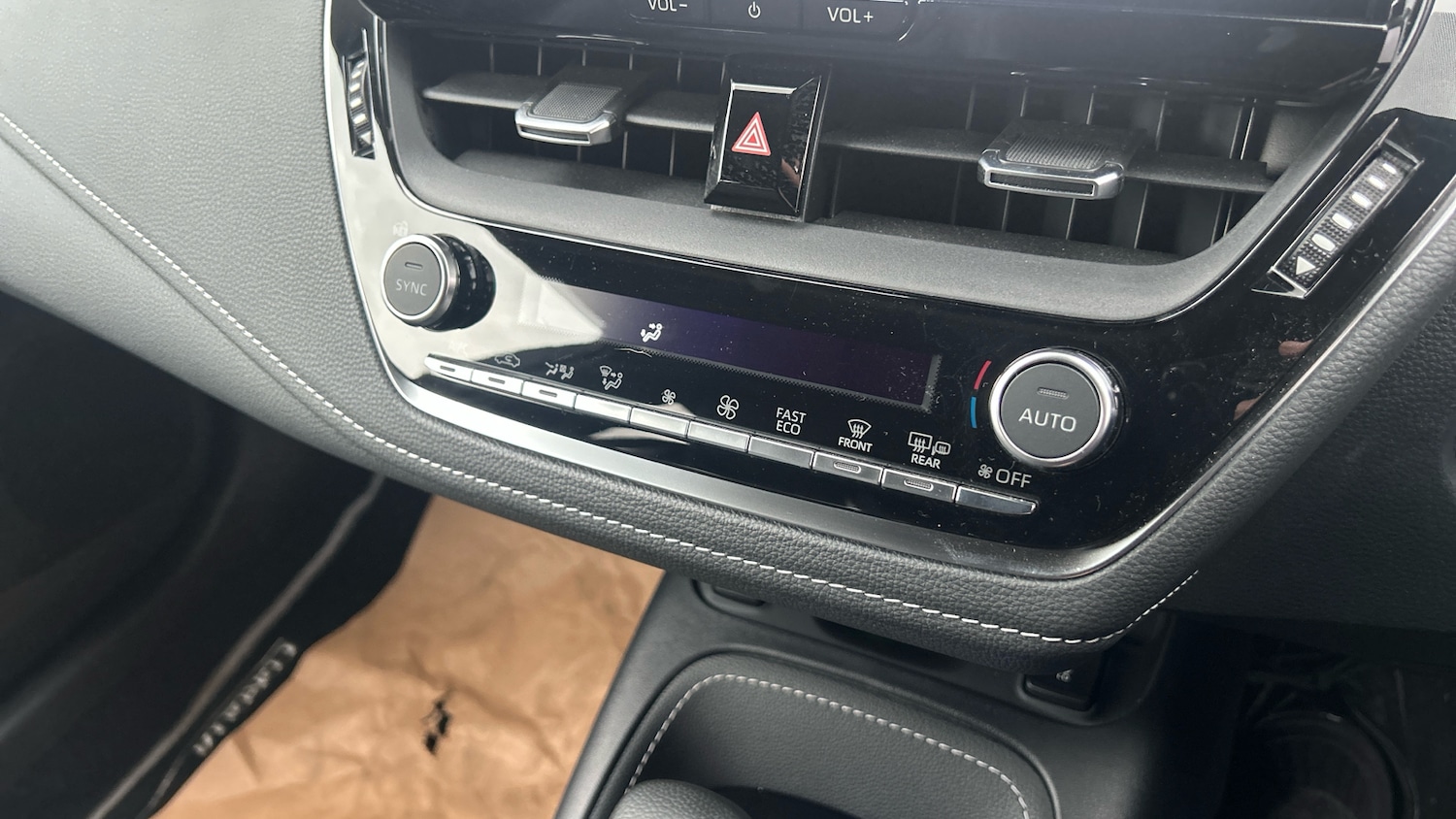 Used Toyota Corolla 2024 for sale - 76422250: Photo 40