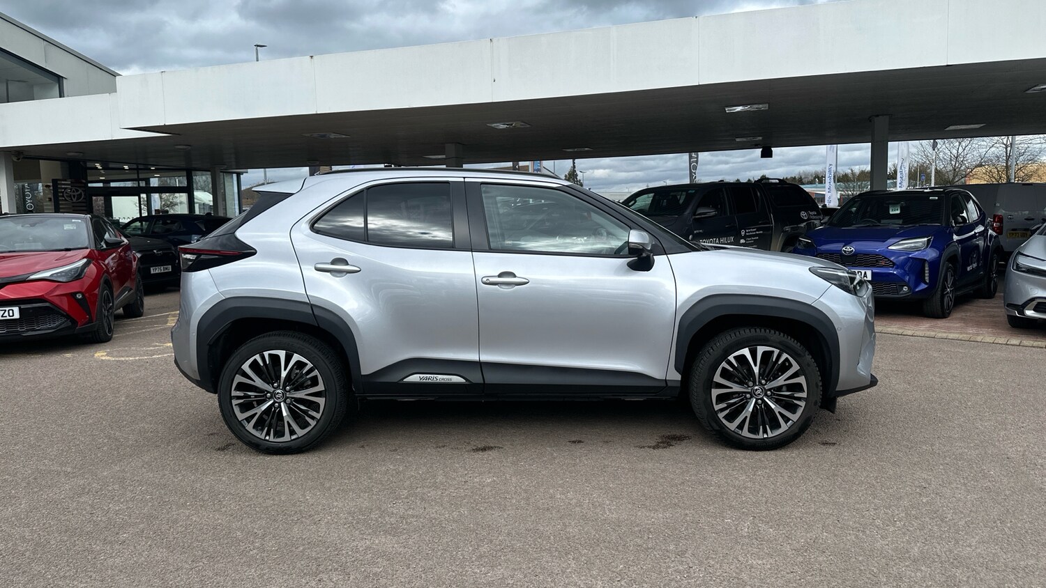 Used Toyota Yaris Cross 2023 for sale - 77935164: Photo 16