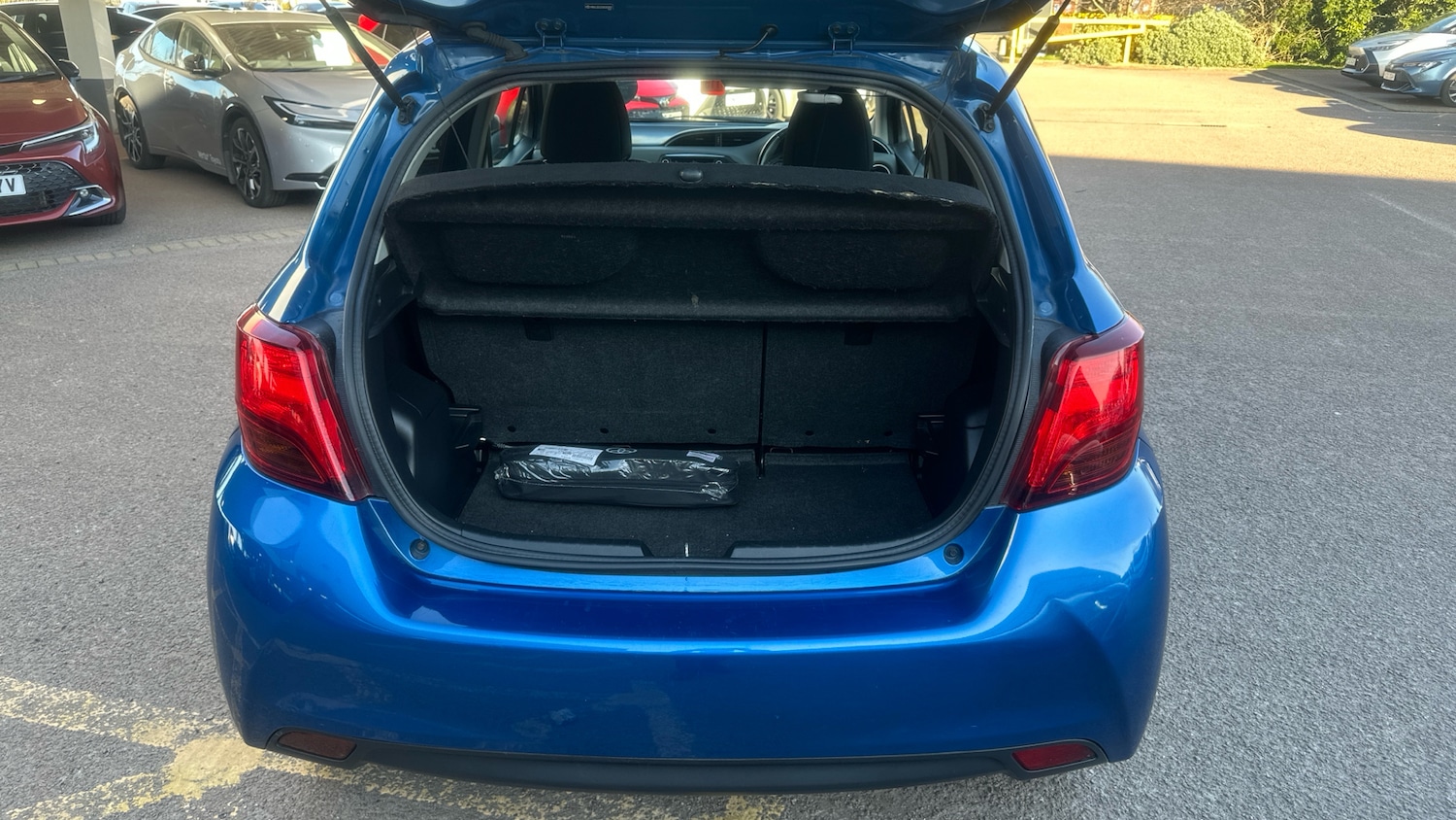 Used Toyota Yaris 2017 for sale - 78152854: Photo 14