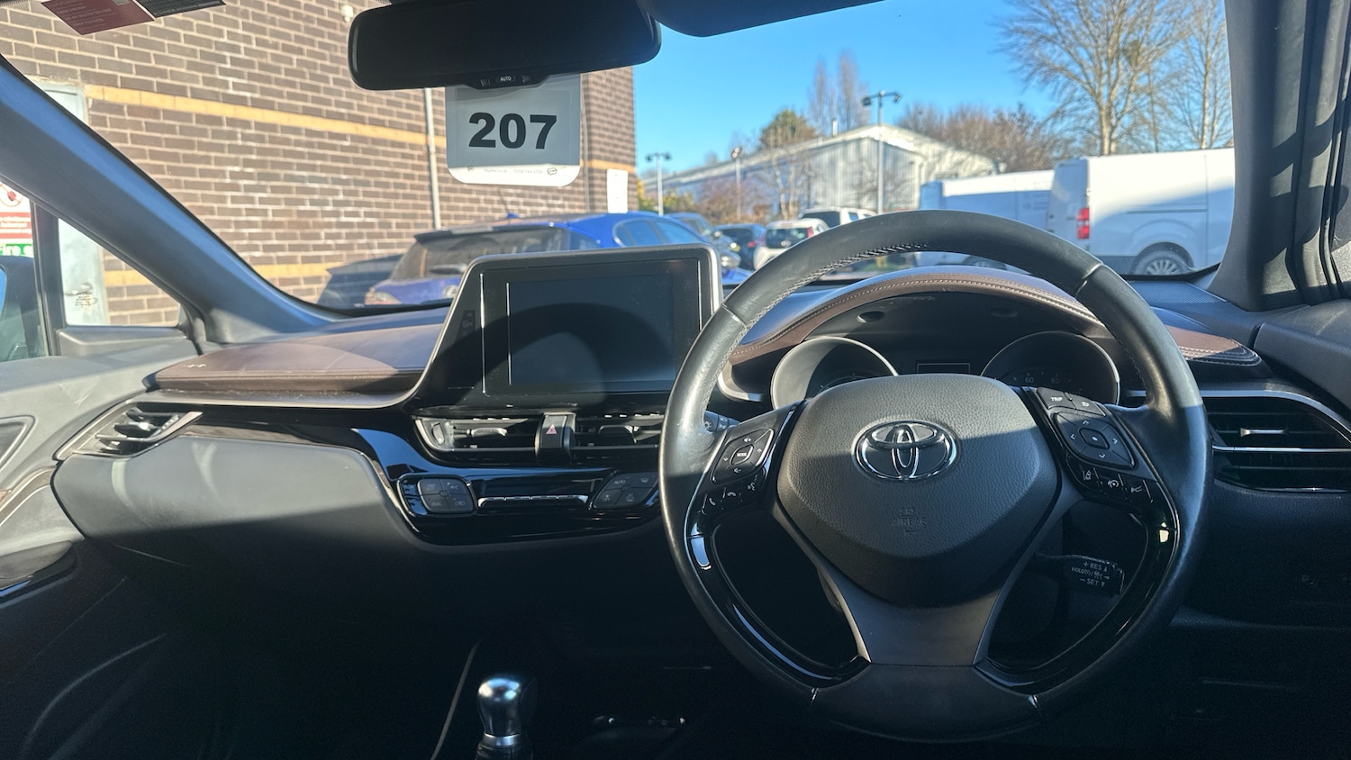 Used Toyota C-HR 2018 for sale - 77189107: Photo 6