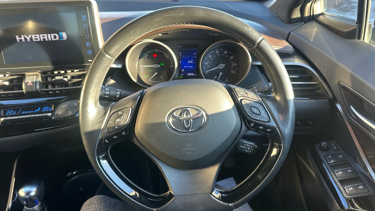 Used Toyota C-HR 2018 for sale - 77189107: Photo 8