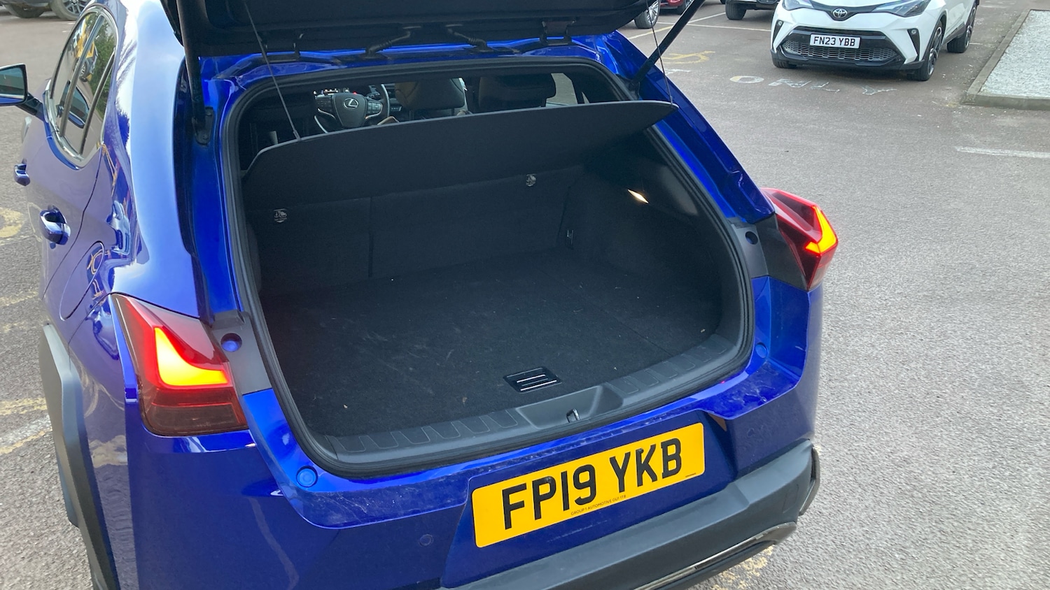 Used Lexus UX 2019 for sale - 78013805: Photo 38