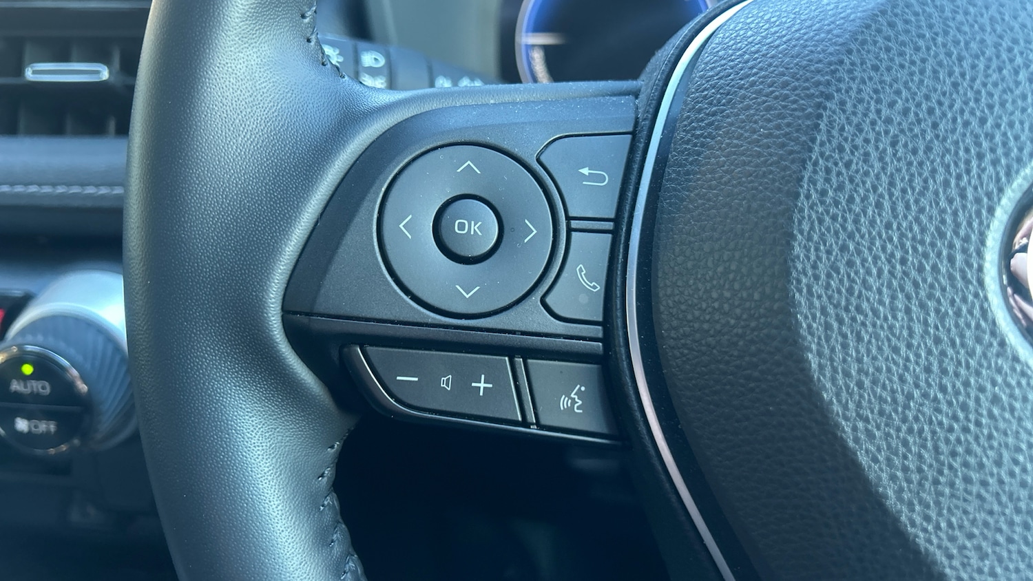 Used Toyota RAV4 2023 for sale - 77089692: Photo 33