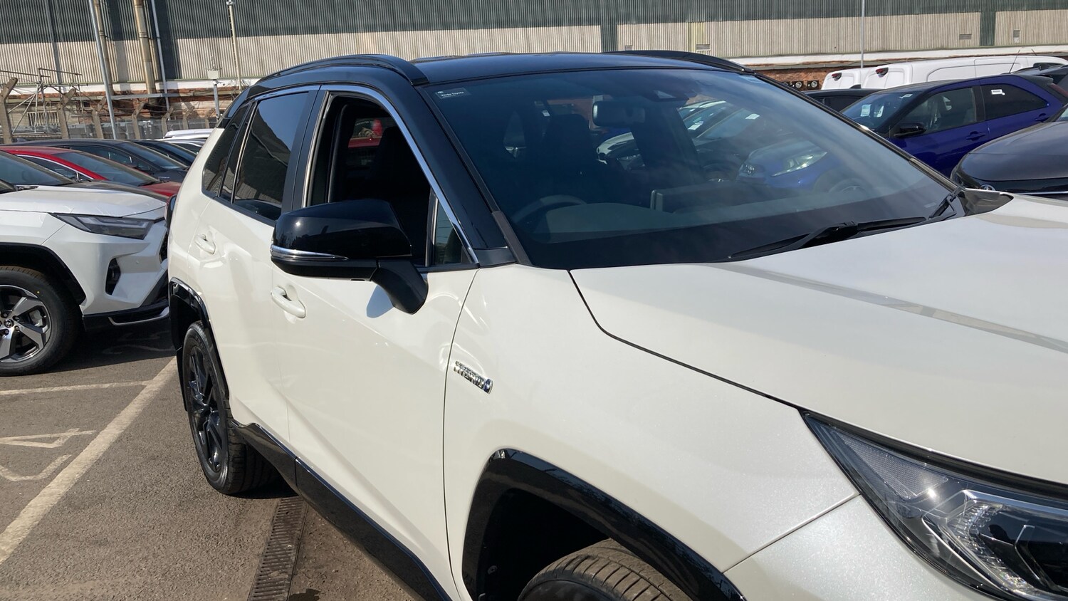 Used Toyota RAV4 2021 for sale - 76681590: Photo 30