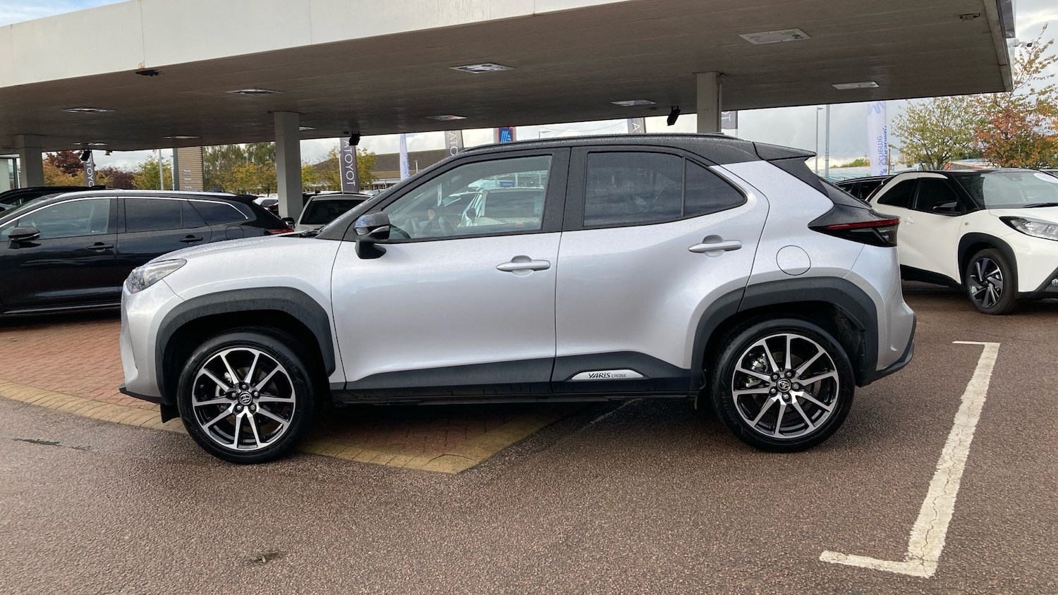 Used Toyota Yaris Cross 2023 for sale - 76694157: Photo 17
