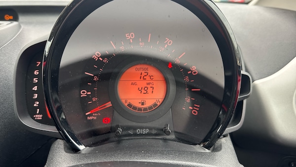 Used Toyota AYGO 2018 for sale - 76289116: Photo 38