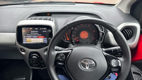 Used Toyota AYGO 2018 for sale - 76289116: Photo 39