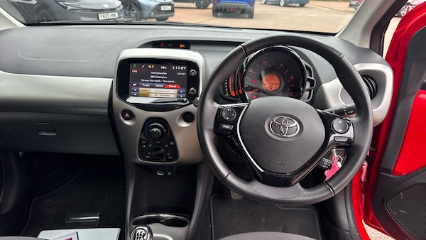 Used Toyota AYGO 2018 for sale - 76289116: Photo 5