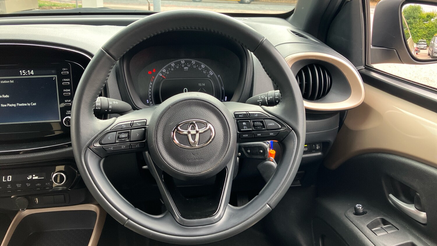 Used Toyota Aygo X 2022 for sale - 76330342: Photo 6