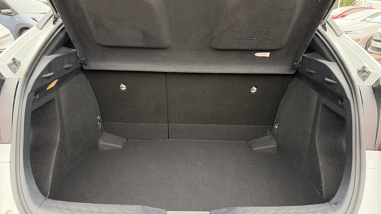 Used Toyota C-HR 2023 for sale - 78004285: Photo 14