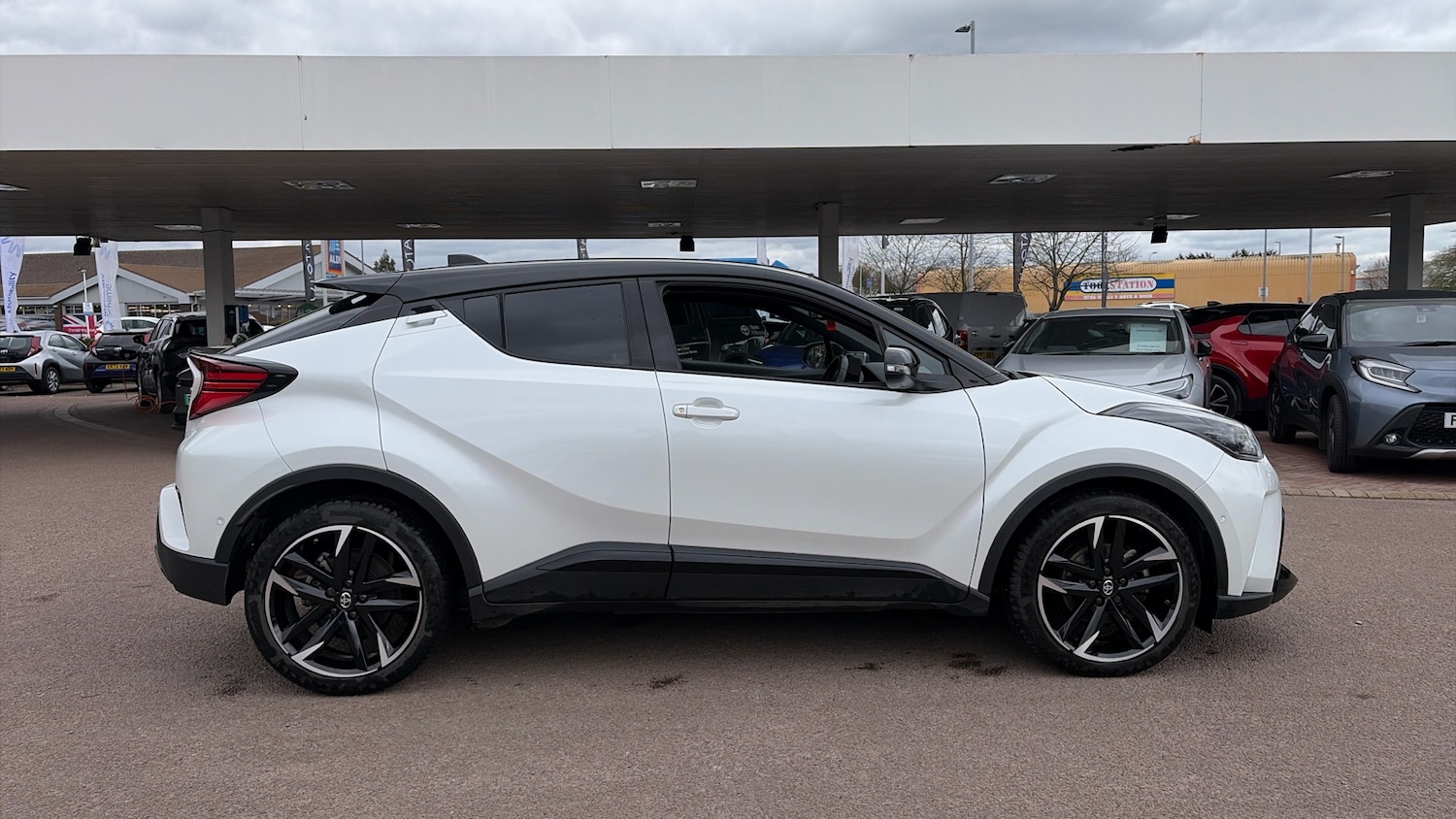Used Toyota C-HR 2023 for sale - 78004285: Photo 16