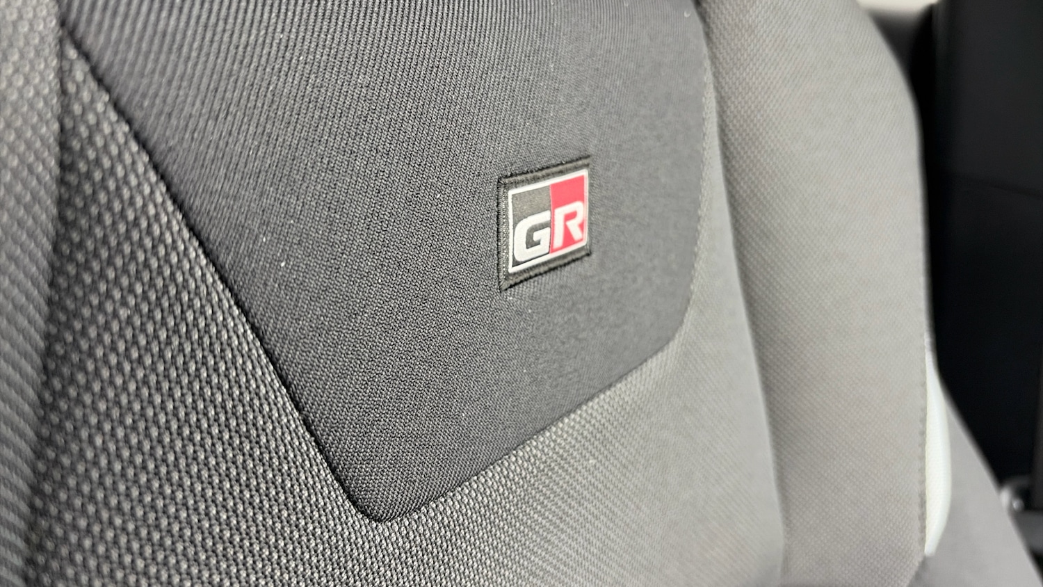 Used Toyota C-HR 2023 for sale - 78004285: Photo 50