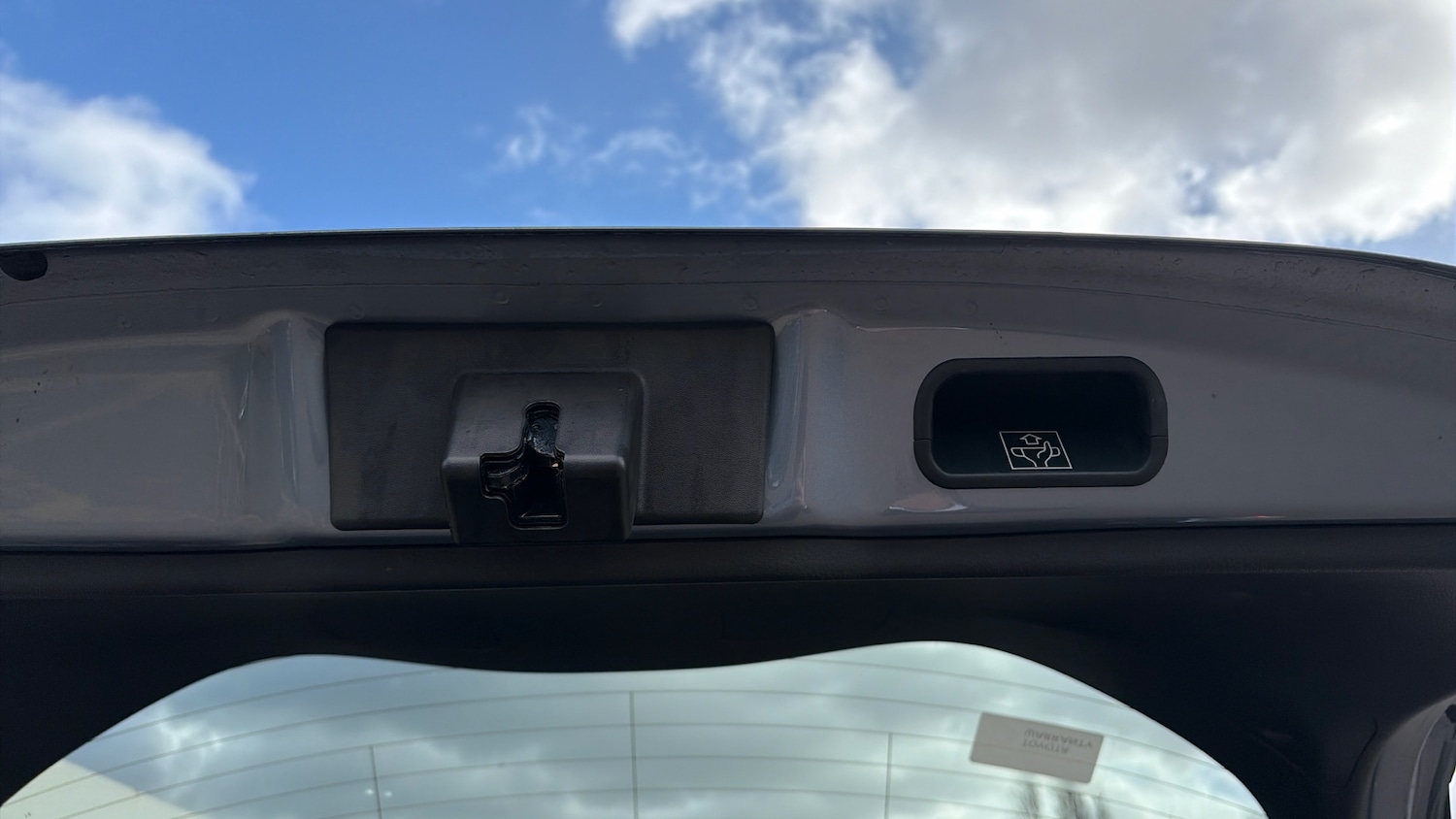 Used Toyota C-HR 2020 for sale - 77918472: Photo 31