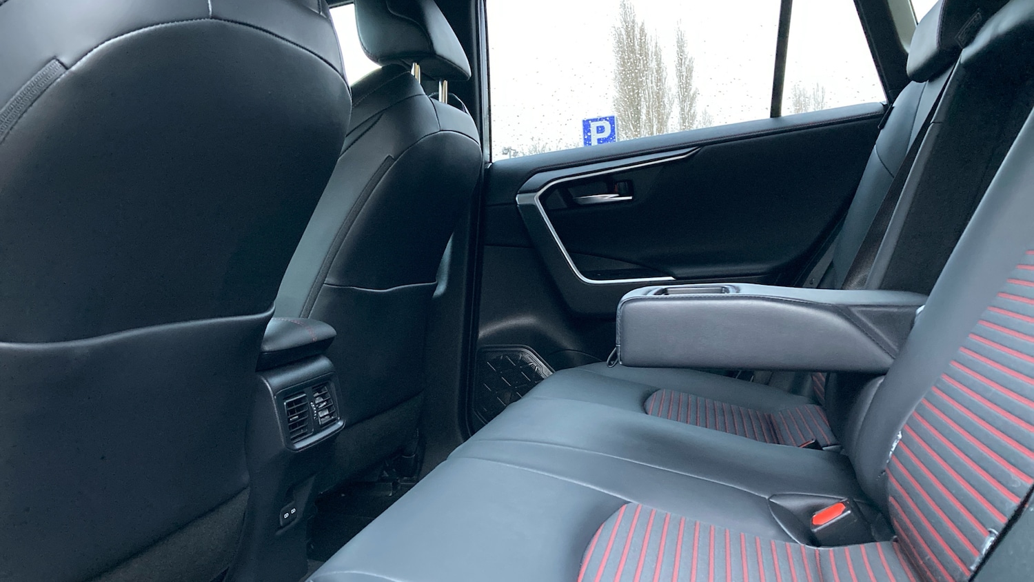 Used Toyota RAV4 2022 for sale - 76908488: Photo 13