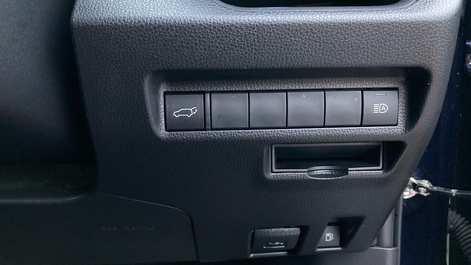 Used Toyota RAV4 2022 for sale - 76908488: Photo 35