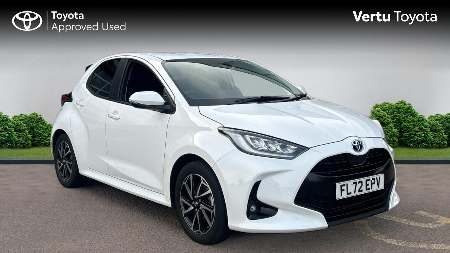 Used Toyota Yaris 2022 for sale - 76007501: Photo 1
