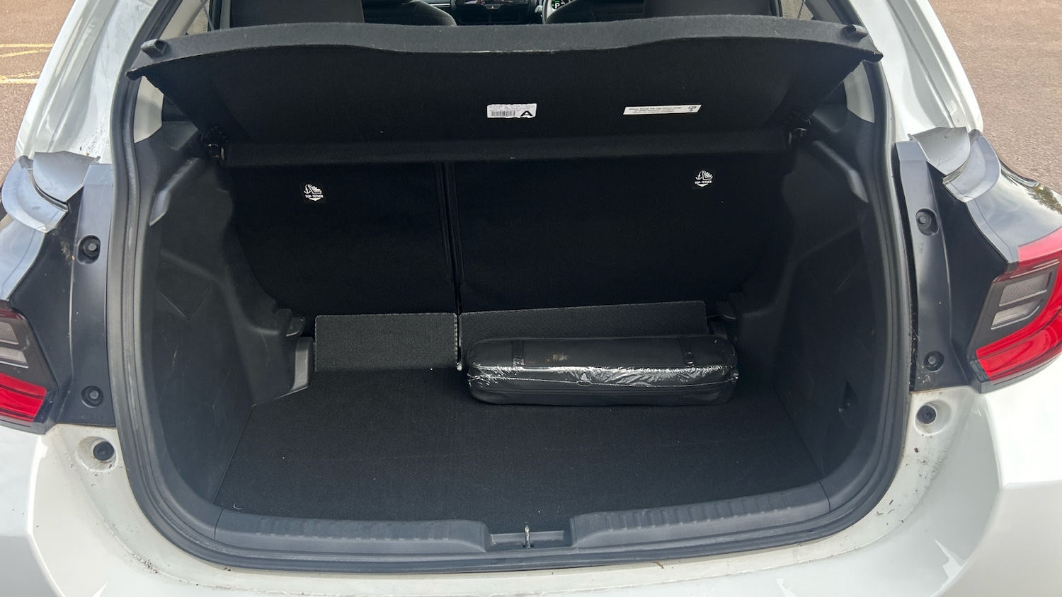 Used Toyota Yaris 2022 for sale - 76007501: Photo 14