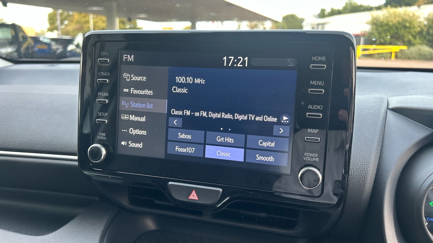 Used Toyota Yaris 2022 for sale - 76007501: Photo 25
