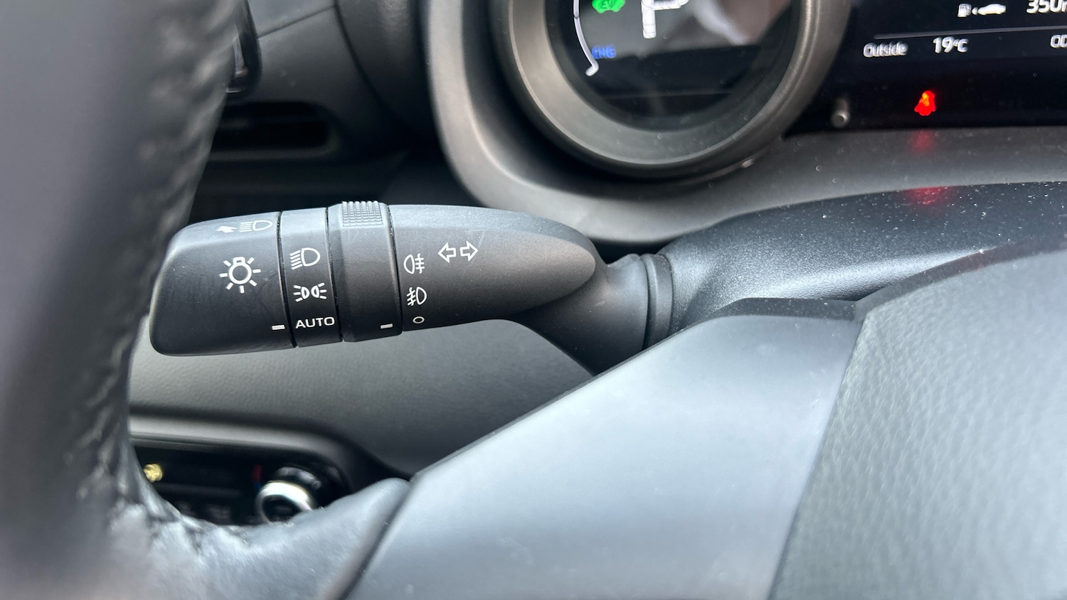 Used Toyota Yaris 2022 for sale - 76007501: Photo 36