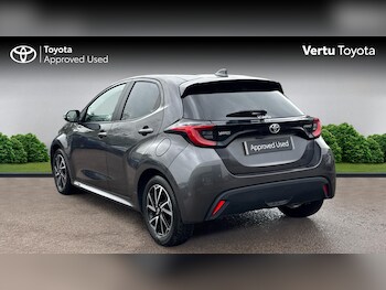 Used Toyota Yaris 2023 for sale - 78526209: Photo