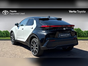 Used Toyota C-HR 2024 for sale - 79153763: Photo
