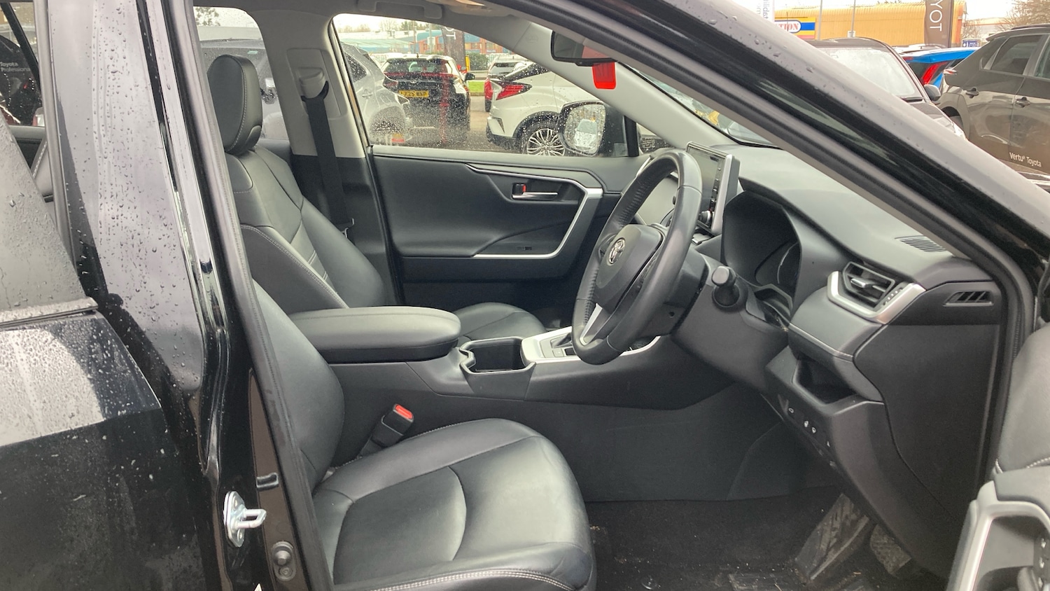 Used Toyota RAV4 2022 for sale - 77300313: Photo 11