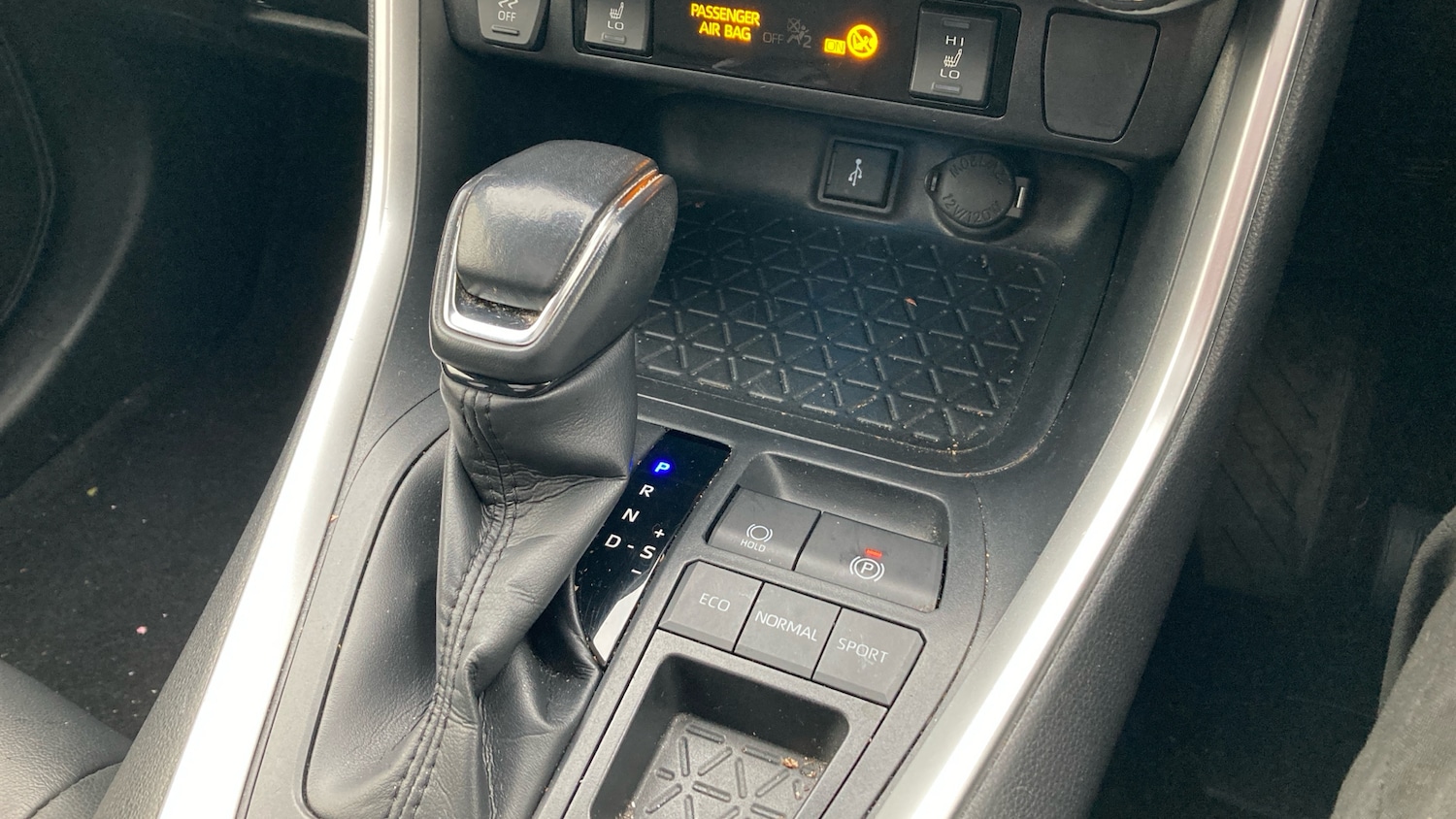 Used Toyota RAV4 2022 for sale - 77300313: Photo 23