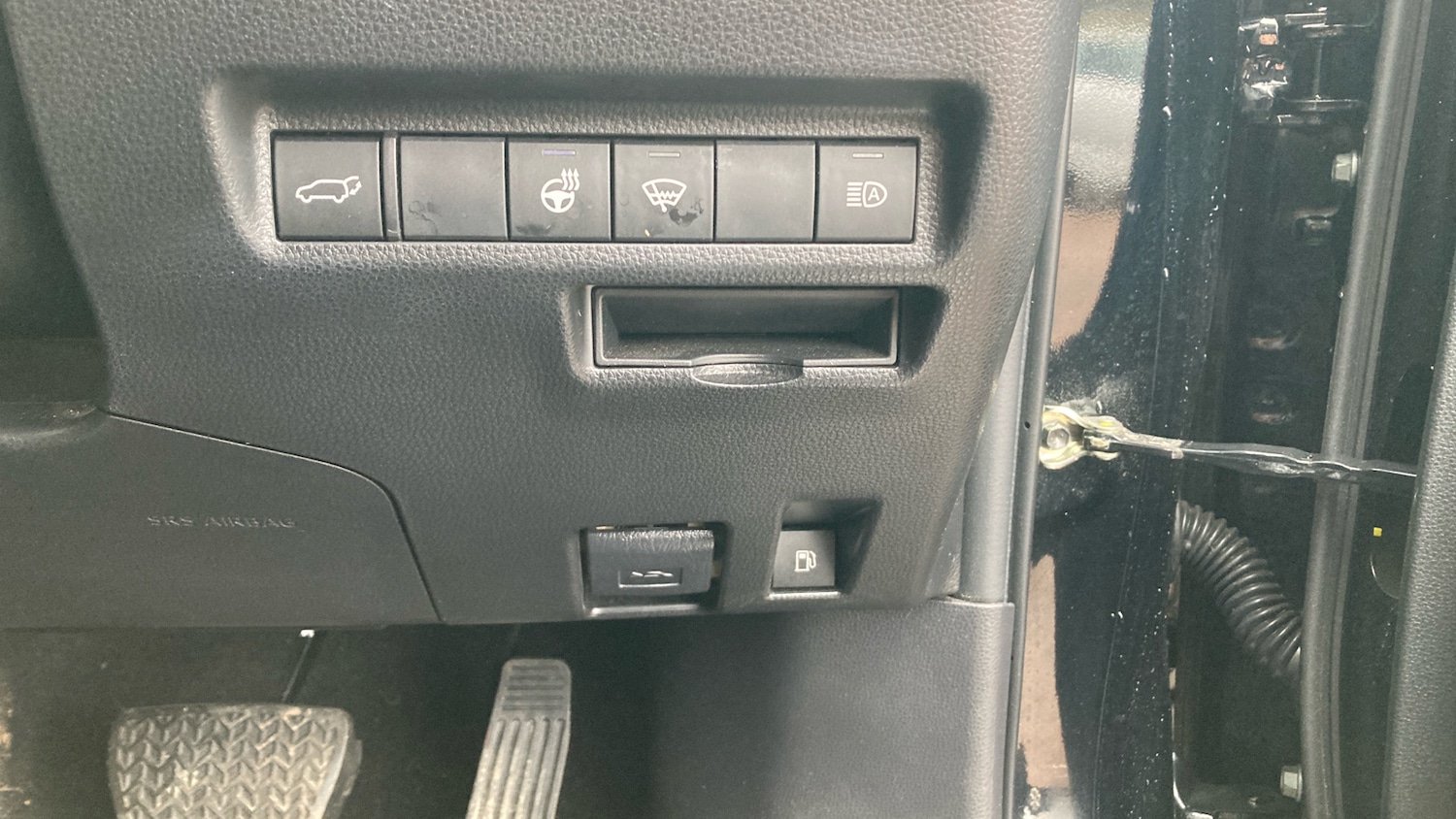 Used Toyota RAV4 2022 for sale - 77300313: Photo 28