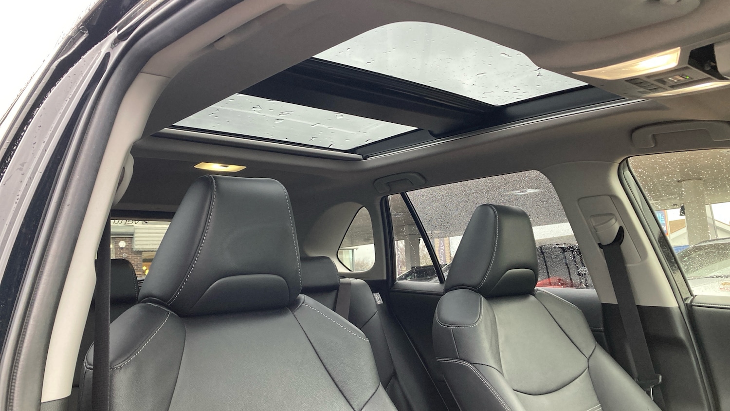 Used Toyota RAV4 2022 for sale - 77300313: Photo 33