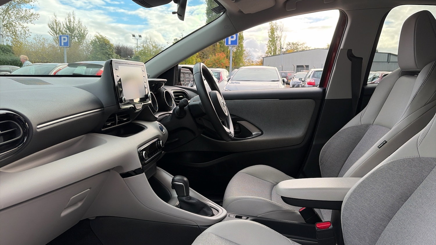 Used Toyota Yaris 2020 for sale - 76366952: Photo 10