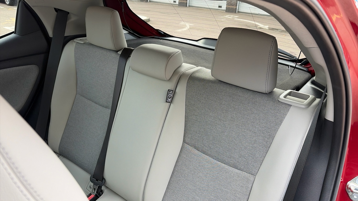 Used Toyota Yaris 2020 for sale - 76366952: Photo 23